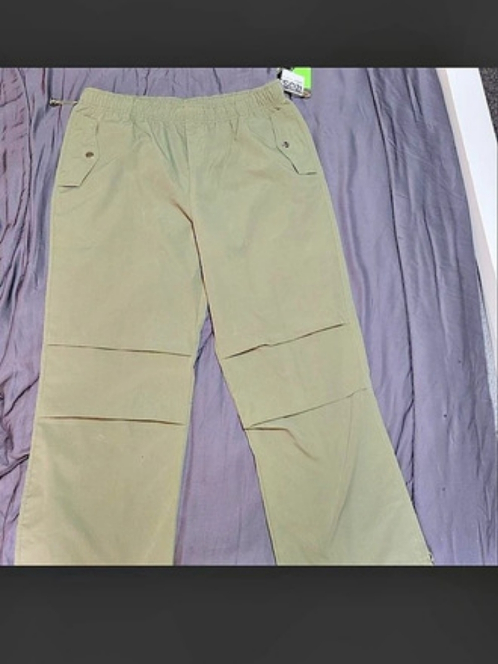 I DUNNO Green Straight Leg Pants NWT